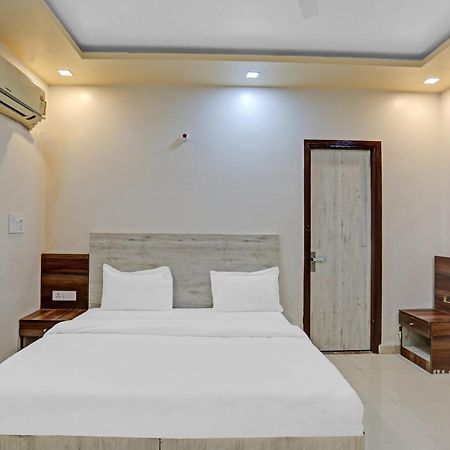 Hotel O Expo View Near Pvr Ansal Plaza 그레이터 노이다 외부 사진