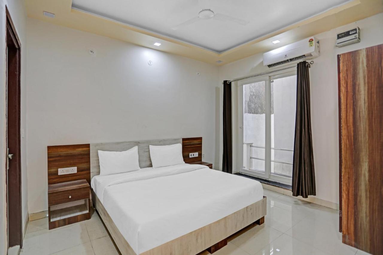 Hotel O Expo View Near Pvr Ansal Plaza 그레이터 노이다 외부 사진